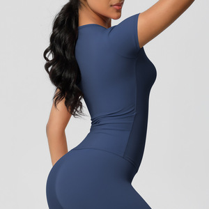 Vêtements de sport avec logo personnalisé, hauts de fitness de haute qualité, <span class=keywords><strong>t</strong></span>-shirts à col rond à manches courtes, <span class=keywords><strong>t</strong></span>-shirts de compression ajustés, <span class=keywords><strong>t</strong></span>-shirts pour femmes - Product Image 3
