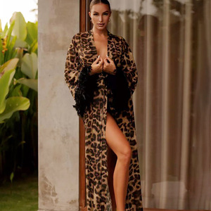Camicia <span class=keywords><strong>da</strong></span> <span class=keywords><strong>notte</strong></span> a maniche lunghe allentata con stampa leopardata per donna con elastico in vita pigiama di lusso traspirante Sexy per l'estate - Product Image 3