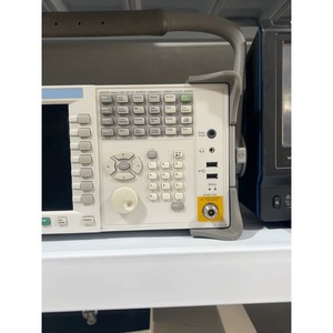 Analyseur HP/Agilent/Keysight N1996a 100kHz-6GHz Opt 506 (6GHz) en bon état d'occasion - Product Image 3