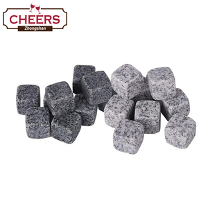 Profondo Grigio Granito Pietre del Whisky, Rocce del Cubo di Ghiaccio, set di 9 Riutilizzabile Whisky di Vino e Bevande Rilassamento Rocks con Sacchetto del Regalo del Velluto - Product Image 2