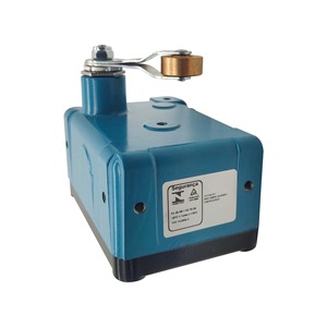 Interruptor de Límite Honeywell EX-AR30, Tamaño de Conducto 1/2-14 NPT, SPDT, Fundición de Aluminio, IP65 - Product Image 3
