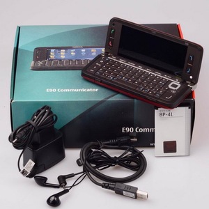 Téléphone portable classique original simple à clapet avec clavier QWERTY débloqué pas cher - Product Image 6