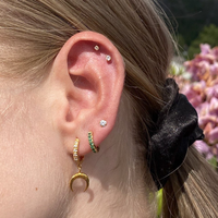 Pendientes de aro cuadrados de circonia cúbica para mujer, joyería de moda global importada, accesorios para mujer, aretes grandes de oro