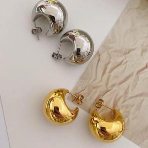 ตัวแทนจัดหาสินค้าจาก 1688 Taobao ขายส่งเครื่องประดับเงินแท้ S925 กันน้ำ ต่างหูรูปหยดน้ำ - Product Image 3