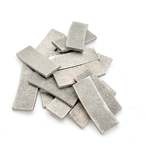 Segments <span class=keywords><strong>de</strong></span> <span class=keywords><strong>scie</strong></span> circulaire, segments diamantés pour <span class=keywords><strong>lame</strong></span> <span class=keywords><strong>de</strong></span> <span class=keywords><strong>scie</strong></span> Phi350-<span class=keywords><strong>2000</strong></span> - Product Image 1