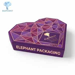 Caja de Regalo Rígida Premium para Chocolates y Dulces, Papel Artístico con Laminado Brillante, Relieve y UV Localizado, Reciclada y Biodegradable - Product Image 4