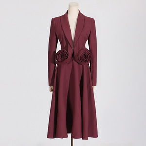 ชุดเซ็ต 2 ชิ้น เสื้อท่อนบนลายดอกไม้ 3 มิติ พร้อมกระโปรงทรงหลวมจีบระบาย สำหรับผู้หญิง แฟชั่นระดับพรีเมียม - Product Image 5