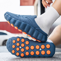 Nouvelles Sabots de Massage à Design Robuste pour Hommes, Légers, en EVA, avec Soutien de la Voûte Plantaire, Sandales Relaxantes NK, Chaussures d'Été, Prix Bas, Vente en Gros, Marque