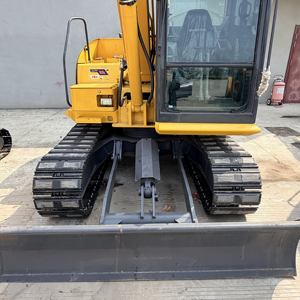 Excavatrice hydraulique sur chenilles Komatsu PC70 d'occasion de haute qualité, 6 tonnes, avec moteur puissant et boîte de vitesses, à vendre - Product Image 6