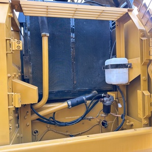 Excavatrice sur chenilles Caterpillar 320BL de 20 tonnes, d'occasion, de haute qualité, presque neuve, pour les chantiers de construction - Product Image 5
