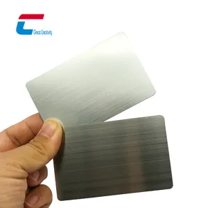 Роскошные персонализированные гибридные скрытые матовые черные Бесконтактные Rfid Nfc чипы металлические визитные карточки