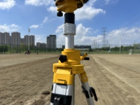 Niveleur laser à double mât pour terrains de sport, haute précision pour le nivellement des terrains de football et de rugby, prix de dépôt