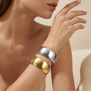 <span class=keywords><strong>Bracciale</strong></span> a Polsino Largo in Oro Massiccio per Donne, <span class=keywords><strong>Bracciale</strong></span> Aperto Ondulato in Metallo Liquido, Gioiello da Festa Y2K in Acciaio Inossidabile Lucido - Product Image 1