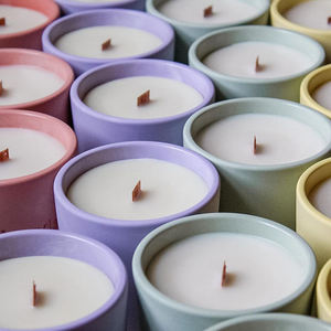 AIKUN Private Label Soy Wax Connection <b>Scented</b> <b>Candles</b> Flower Shape Ceramics Handmade Jars Luxury <b>Scented</b> <b>Candle</b> - Product Image 4