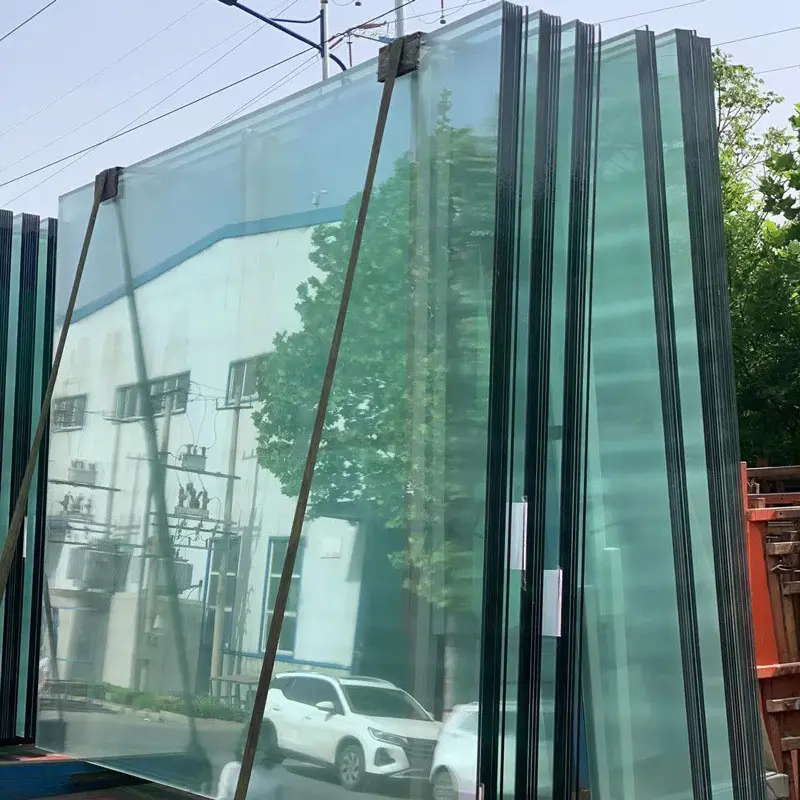 Lastra di vetro Float trasparente da 2mm 3mm 4mm 5mm 6mm all'ingrosso per la costruzione di case