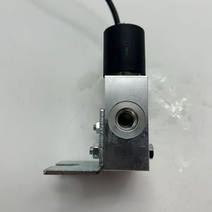 Válvula Solenoide Senwitt de Tres Vías 24V para Control Hidráulico de Maquinaria de Construcción - Product Image 2