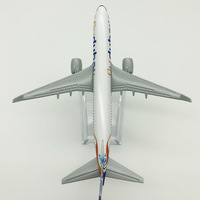Factory Supply 16cm flydubai Boeing 737-800 Alloy Airplane Model with Stand Aviation Gift Collectible