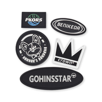 Étiquette de marque en silicone 3D conçue par le fabricant, étiquette en PVC personnalisée cousue, logo en caoutchouc, patchs pour vêtements