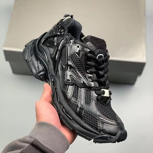 Chaussures de course de luxe à semelle en caoutchouc amortissante, rehaussantes, à lacets, pour la marche, chaussures de sport décontractées pour hommes, baskets de créateur pour hommes - Product Image 1