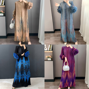 두바이 스타일 단정한 드레스 핫세일 프린팅 루즈 캐주얼 플리츠 드레스 빈티지 미디 기장 시크 핸드메이드 플라워 카프탄 로브 - Product Image 4