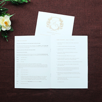 Élégant Livret de Cérémonie de Mariage Plié Personnalisé avec Monogramme Doré – Programme de Mariage, Brochure de Cérémonie