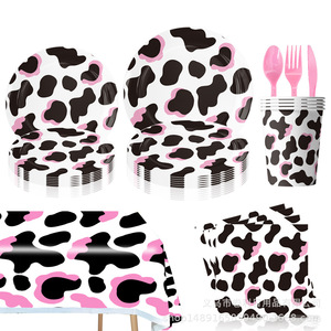 Articles de fête d'anniversaire sur le thème des vaches : Assiettes, gobelets, serviettes, nappes, guirlandes, décorations de ballons jetables – Rose et Noir - Product Image 2