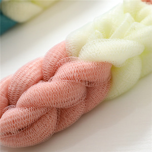 Japanese-style fine mesh bath <b>strip</b> for adults, with floral pattern, back scrubbing <b>strip</b>, and long back scrubbing <b>strip</b>. - Product Image 3