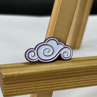 Mode mignon nuage forme personnalisé émail broches emblèmes impression UV en alliage de Zinc métal artisanat broches pour vêtements