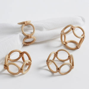 Juego de 4 anillos de servilletero de ratán para boda, Decoración de mesa de estilo minimalista y accesorios al por mayor - Product Image 1