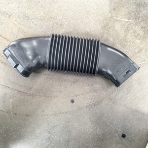 Colector de Admisión de Motor Automotriz Zj3813200 para Mazda 2, Pieza de Repuesto Nueva - Product Image 1