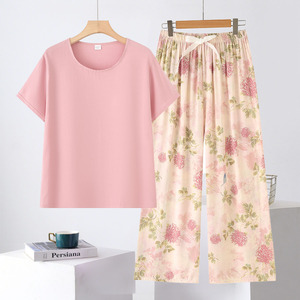 Ensemble de vêtements de nuit en coton et soie pour femmes, manches courtes, imprimé floral, coupe ample, pyjama d'été, pantalon court, col rond - Product Image 1