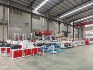 Máquina Extrusora de Tuberías Aislantes de HDPE, PPR, PE, PP RUIJIE para Alcantarillado, Suministro de Agua y Drenaje con Motor de Tornillo y Engranaje - Product Image 2
