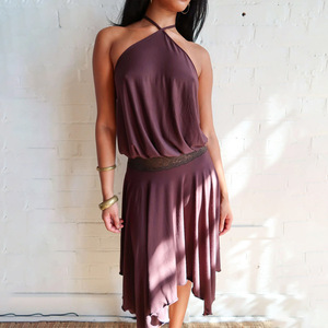 Vestido halter para mujer, color liso, fibra modal, sin espalda, ajuste informal para uso de ocio - Product Image 1