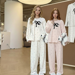 Conjunto de Pijamas de Mujer de Felpa de Color Sólido de Lujo, Ropa de Dormir Transpirable y Cálida, Pantalones Largos, Traje para Invierno, Regalo, Estilo Dulce - Product Image 1