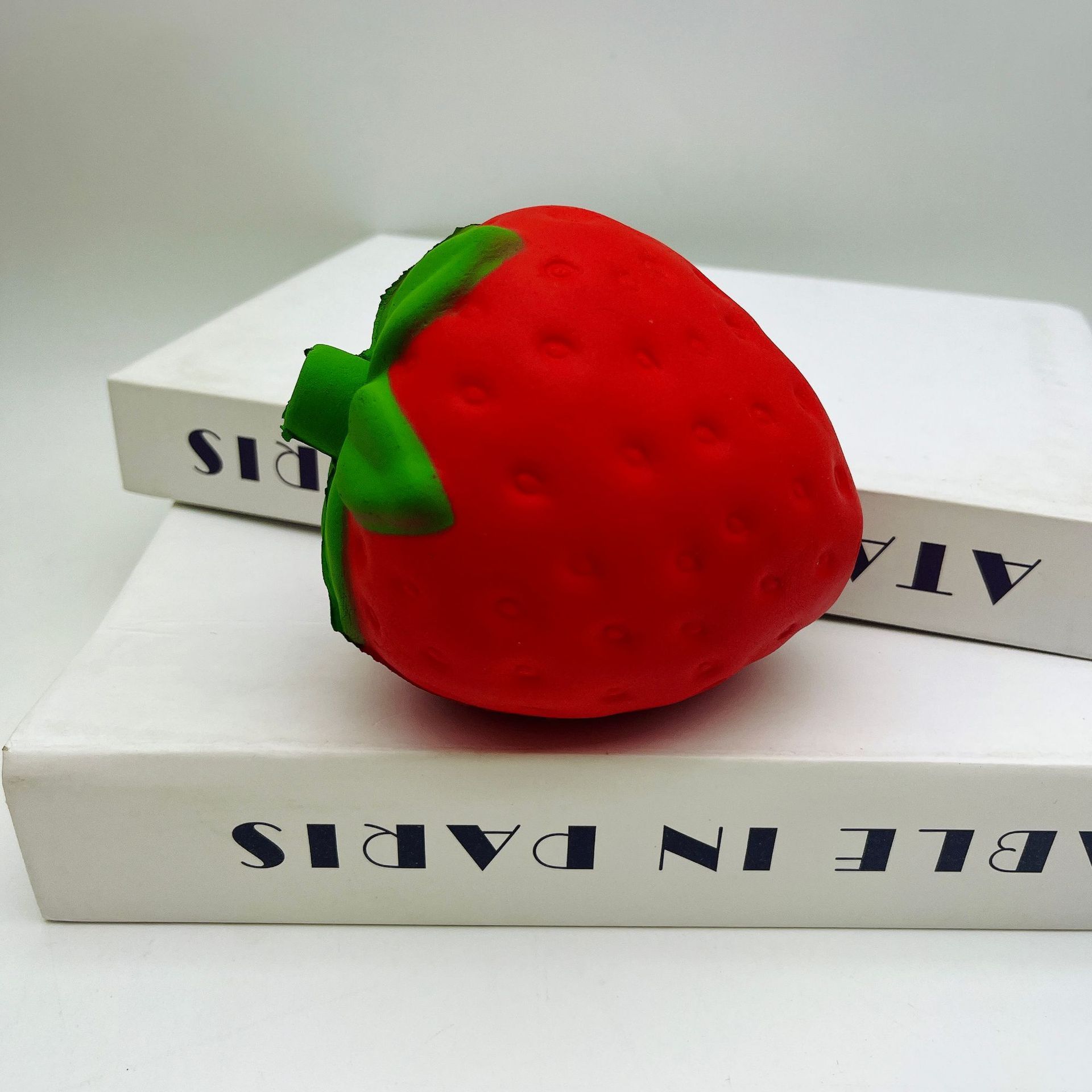 fraise rouge 10,5cm