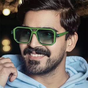 Lunettes de soleil unisexes personnalisées, étui à lunettes en forme de diamant, vente chaude, mode extérieure, protection solaire anti-UV - Product Image 2