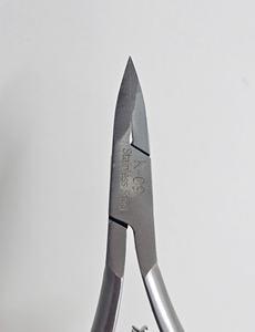 Cortador de Esquinas |   Alicates Industriales de Alta Resistencia, Cuchilla de Acero de Alta Dureza, Corte Preciso en Esquinas - Product Image 2