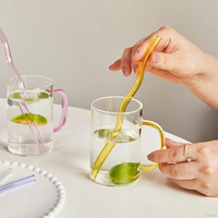 Paille à boire ondulée unique en verre borosilicate transparent rose de 20 cm (8 pouces), sans BPA, écologique et réutilisable