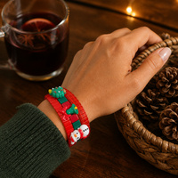 CENDA Lot de bracelets extensibles en acrylique empilables avec perles, breloques bonhomme de neige, sapin de Noël et cloche, pour fêtes de Noël