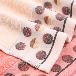 Hochwertige Gewebte Baumwoll-Frottee Saugfähige Waschlappen Badetuch für Erwachsene Salon Heimgebrauch Bestseller Handtuch mit Eigenem Logo - Product Image 4