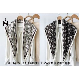 Sciarpa triangolare multifunzionale 135x60 cm con motivo, accessorio moda per donna - Product Image 3