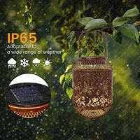 Lampe solaire d'extérieur étanche en métal ajouré, style rétro nostalgique, décoration suspendue pour jardin, cadeau de vacances