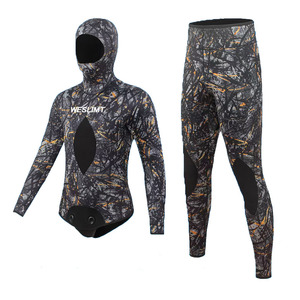 <span class=keywords><strong>Traje</strong></span> de neopreno con capucha de <span class=keywords><strong>5mm</strong></span> para hombre, <span class=keywords><strong>traje</strong></span> de pesca submarina para mantener el calor, <span class=keywords><strong>traje</strong></span> de <span class=keywords><strong>buceo</strong></span> de neopreno, natación de invierno, trajes de caza W213 - Product Image 1