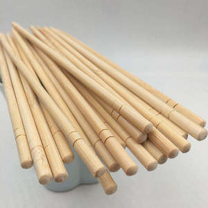 Baguettes en <span class=keywords><strong>bambou</strong></span> naturel carbonisé 24 cm, emballées individuellement sous étui en papier <span class=keywords><strong>noir</strong></span>, ustensiles de table jetables, sans danger pour les aliments - Product Image 1