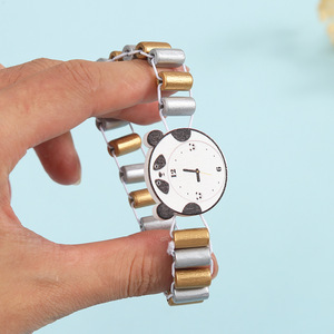 Vente en gros de montre en imitation bois d'<span class=keywords><strong>animaux</strong></span> colorés de dessins animés <span class=keywords><strong>Bracelet</strong></span> de perles Jouets pour enfants <span class=keywords><strong>Bracelet</strong></span> cadeau <span class=keywords><strong>élastique</strong></span> et réglable - Product Image 3