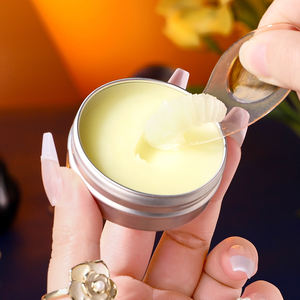 Crème anti-fissures à l'huile de cheval TWG pour les <span class=keywords><strong>mains</strong></span> et les pieds, hydratation complète du corps, crème anti-gerçures pour les <span class=keywords><strong>mains</strong></span>, crème anti-écaillage pour les pieds - Product Image 4