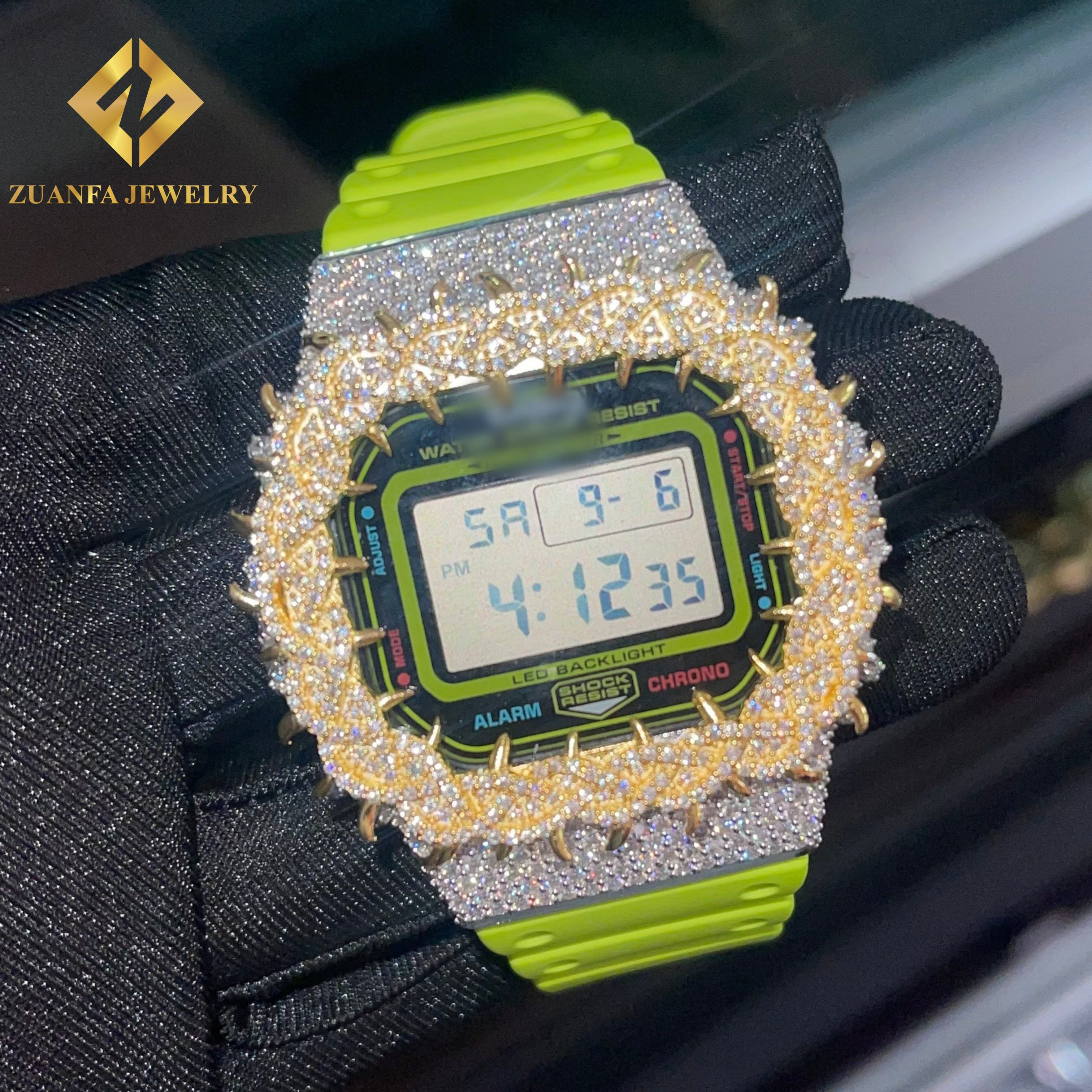 bezel gold with silver