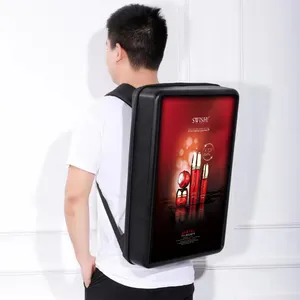 Papan reklame Android tahan air ransel LCD 21.5 inci luar ruangan iklan Wifi daya baterai