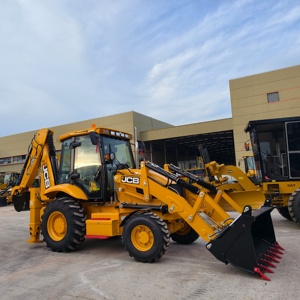 รถแบคโฮล JCB 3CX สภาพใหม่เอี่ยม คุณภาพเยี่ยม บุ้งกี๋หนาพิเศษ อายุการใช้งานยาวนาน พร้อมจัดส่ง มีสินค้าในสต็อก - Product Image 5