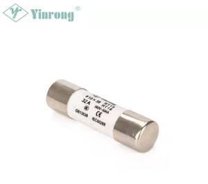 Portafusibles Industrial Cerámico <span class=keywords><strong>GALAXY</strong></span> RT18-32X 1000V DC <span class=keywords><strong>32A</strong></span> con Certificación IEC para Sistemas Fotovoltaicos Solares - Product Image 3